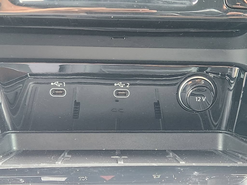 Certified 2025 Audi Q5 Premium Plus w/ Premium Plus AWD/4WD image 22