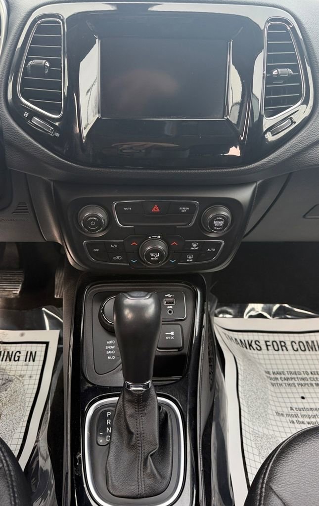 Used 2021 Jeep Compass Latitude image 19