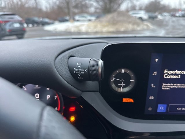 Used 2023 Lexus ES 350 F Sport w/ Accessory Package (Z2) image 27