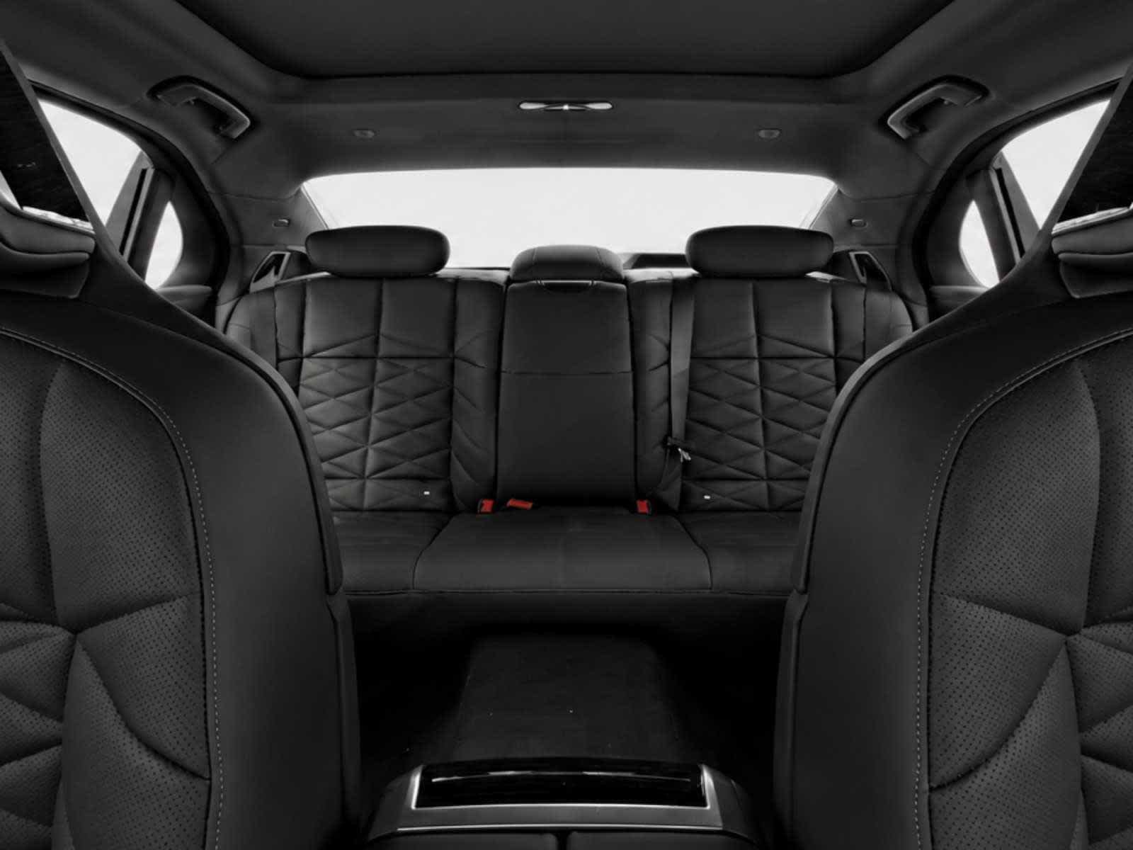 New 2026 BMW 740i xDrive w/ Premium Package AWD/4WD image 17