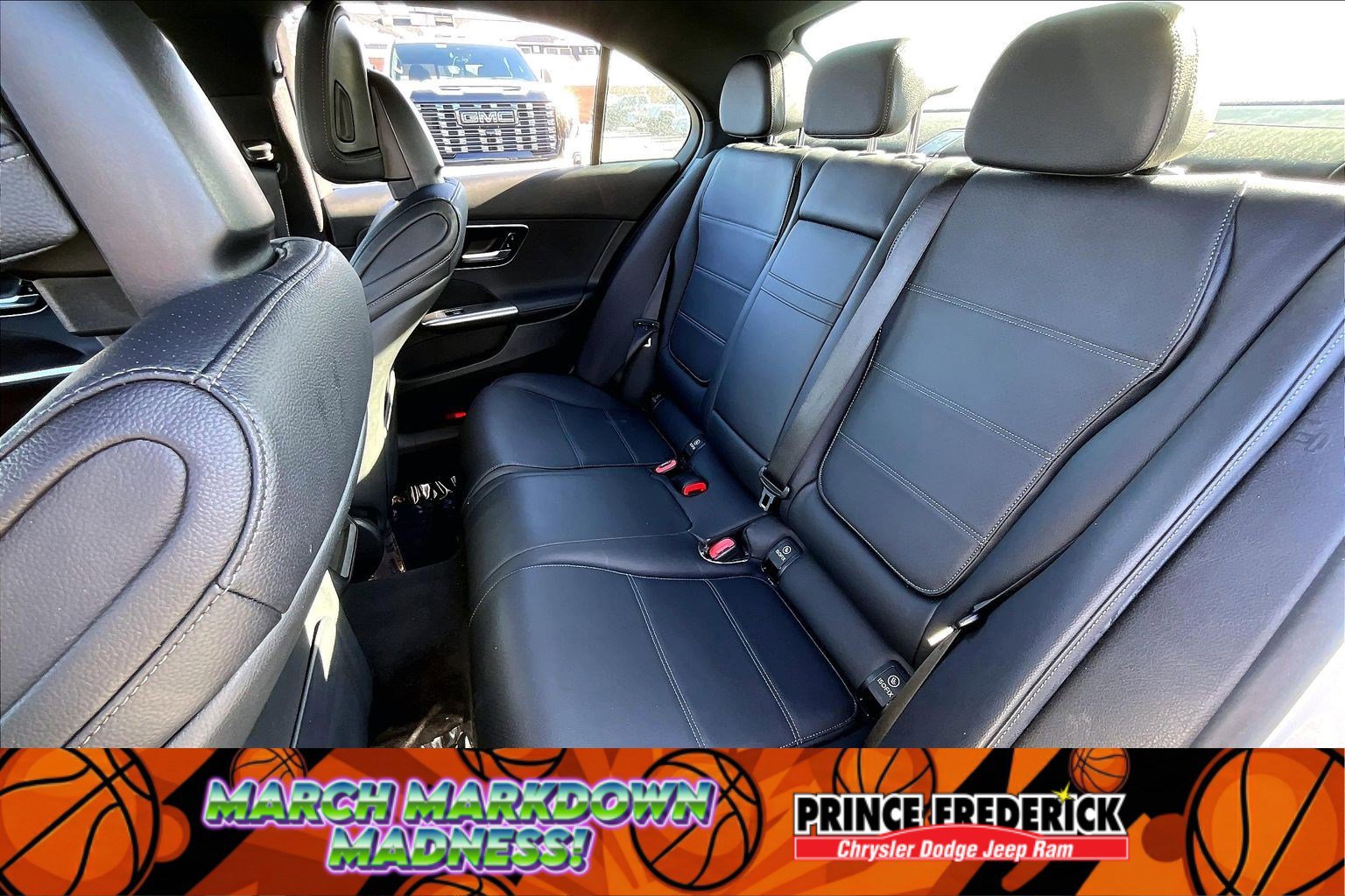 Used 2022 Mercedes-Benz C 300 4MATIC Sedan image 22