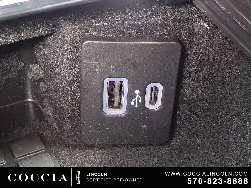 Used 2023 Lincoln Corsair AWD w/ Equipment Group 101A image 25