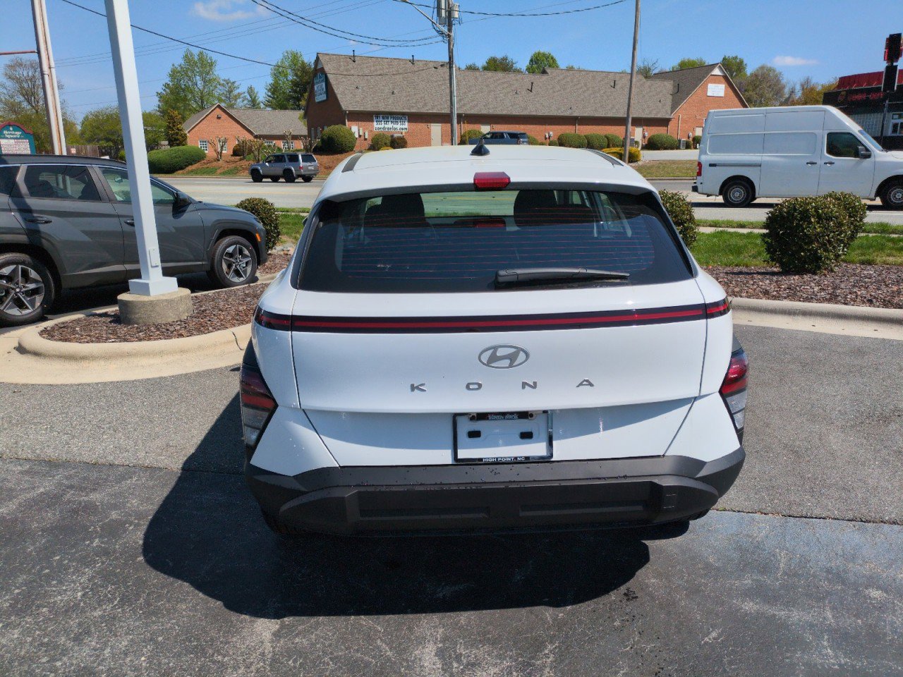 New 2026 Hyundai Kona SE image 7