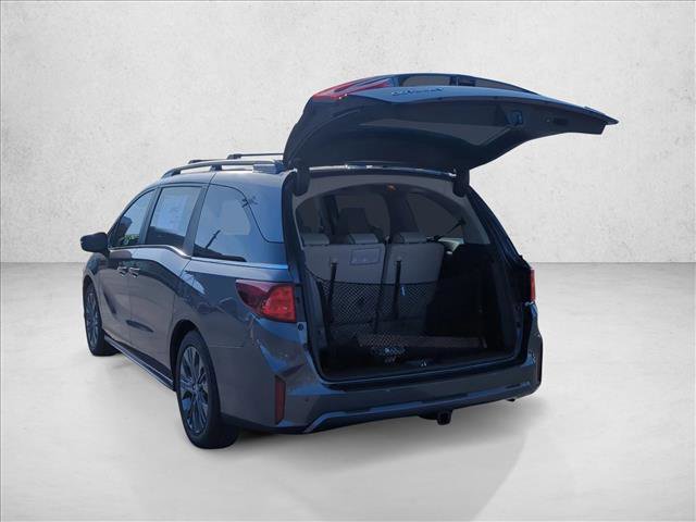New 2026 Honda Odyssey Touring image 9