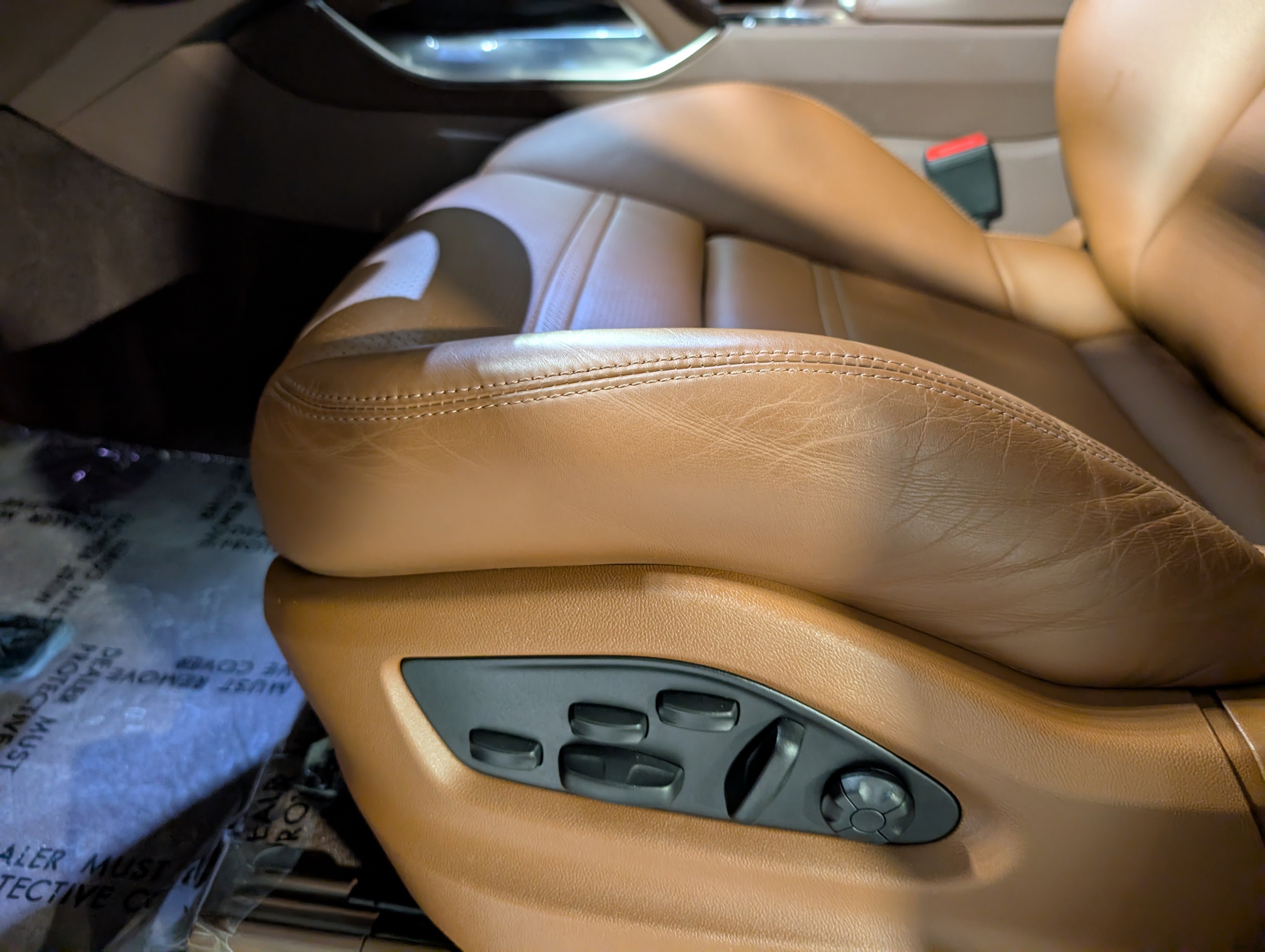 Certified 2022 Porsche Cayenne Turbo AWD/4WD image 19