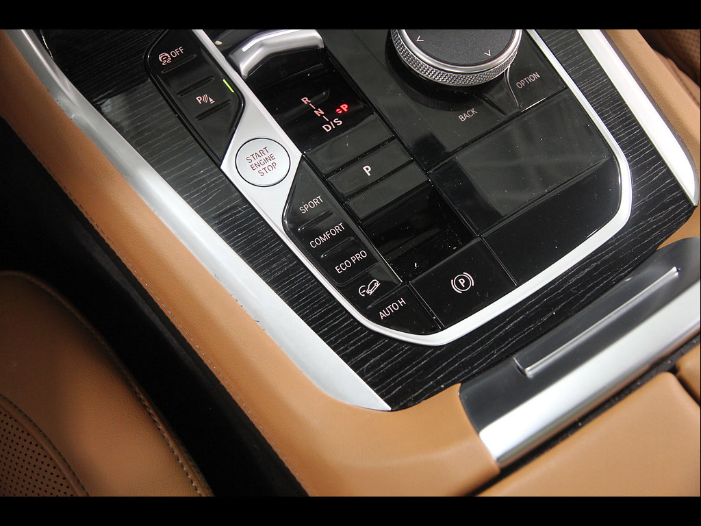 Used 2024 BMW X6 xDrive40i w/ Premium Package AWD/4WD image 15
