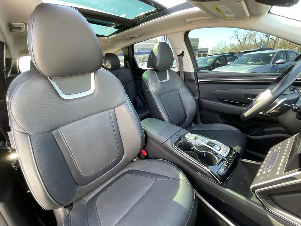 Used 2022 Hyundai Tucson Limited image 21