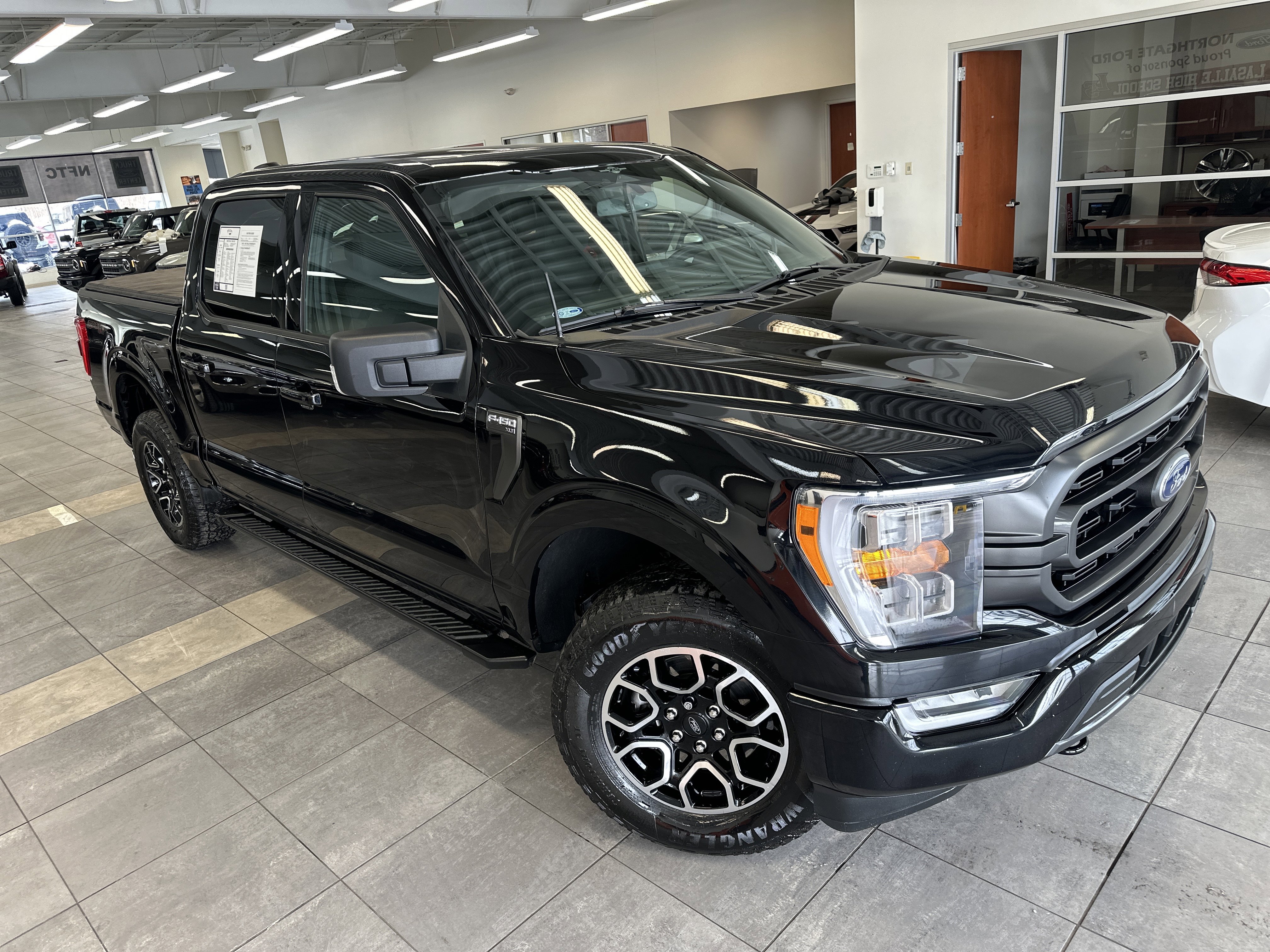 Used 2023 Ford F150 XLT w/ Equipment Group 302A High image 14