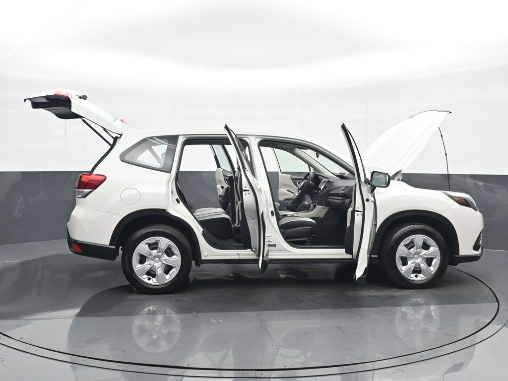Used 2022 Subaru Forester image 27
