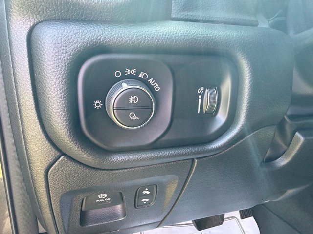Used 2022 RAM 1500 Big Horn AWD/4WD image 31