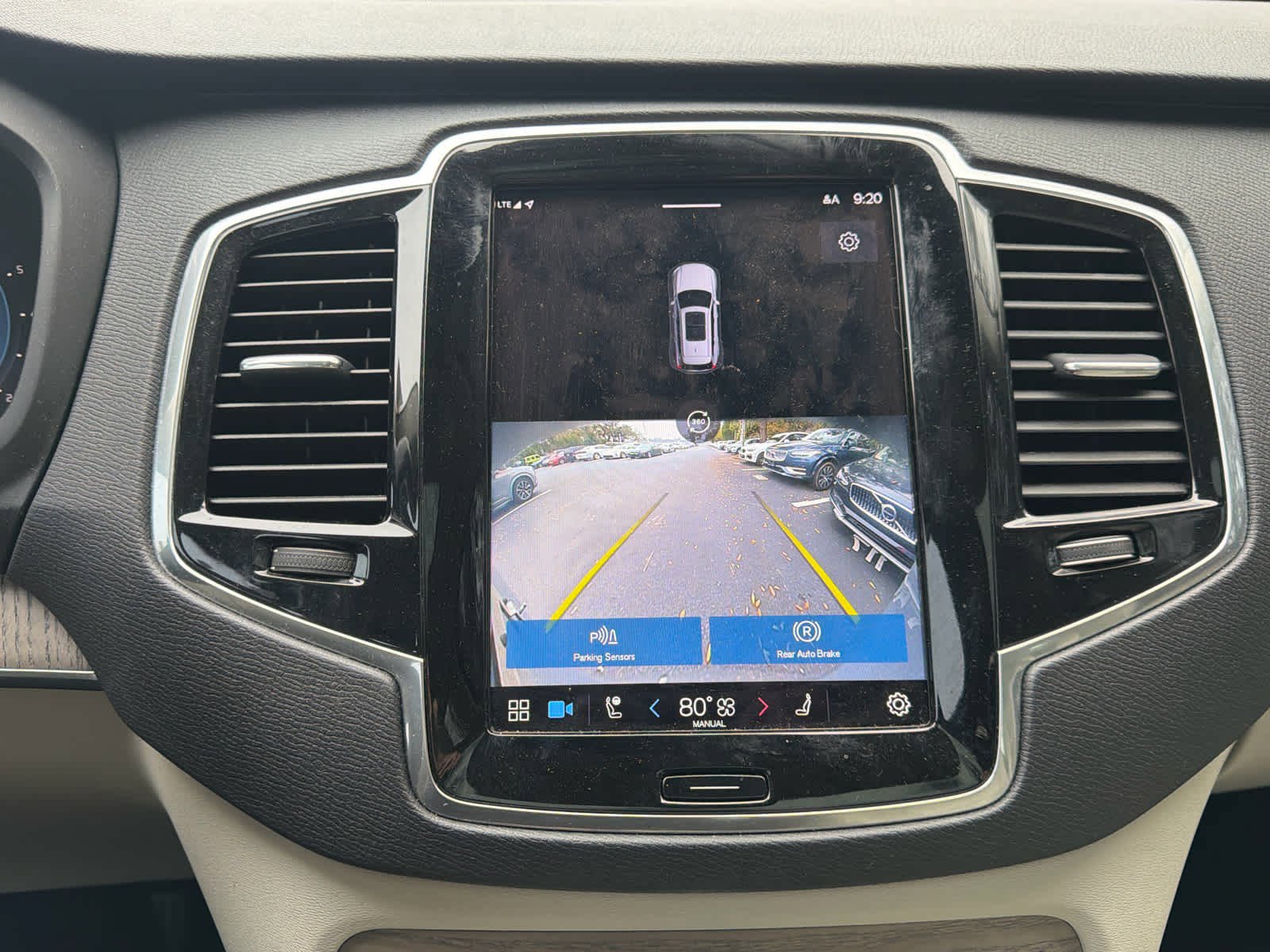 Certified 2023 Volvo XC90 B6 Plus w/ Protection Package Premier image 30