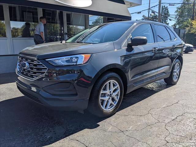 Used 2021 Ford Edge SE image 1