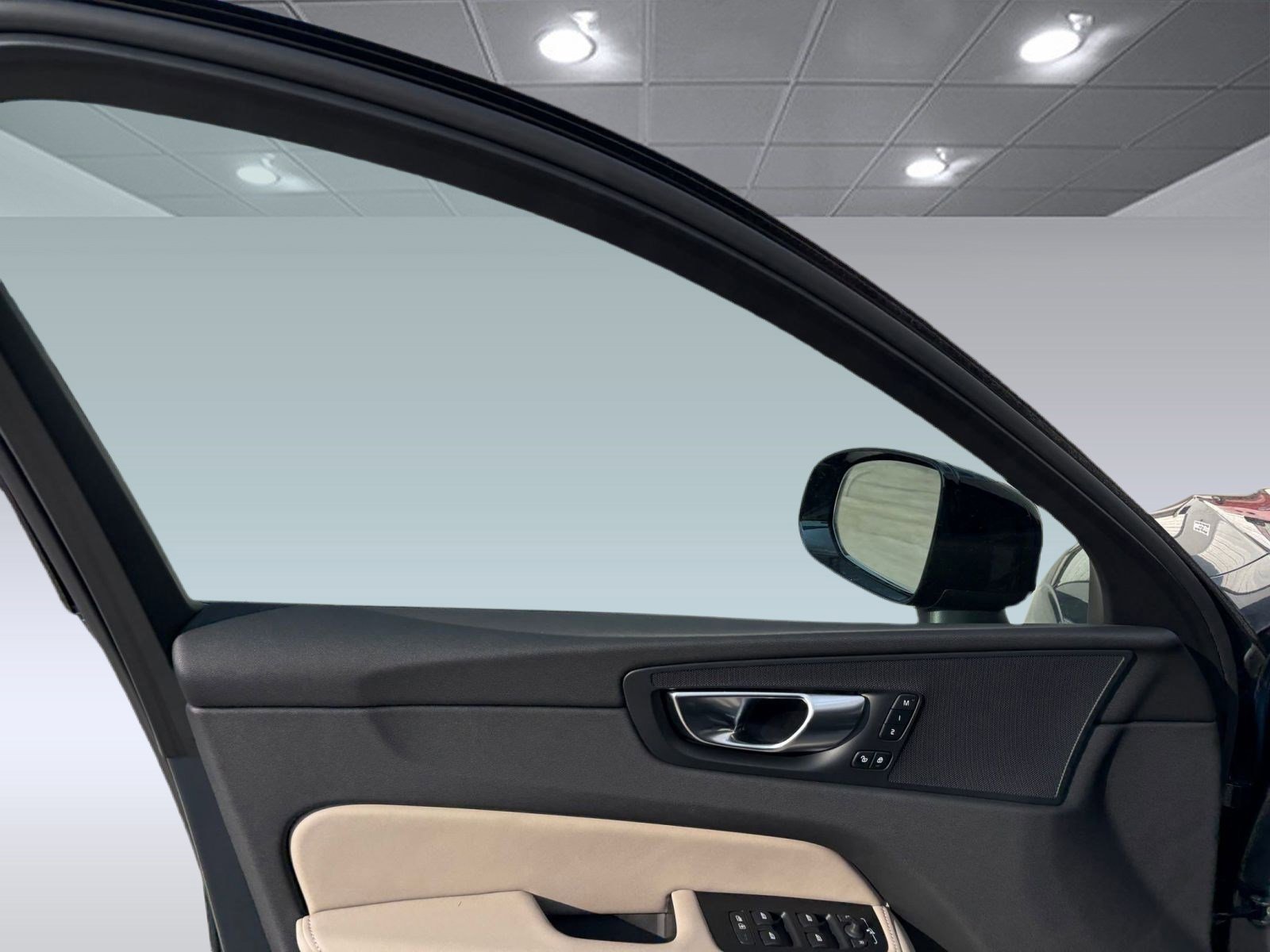 New 2026 Volvo XC60 B5 Plus w/ Protection Package Premier image 16