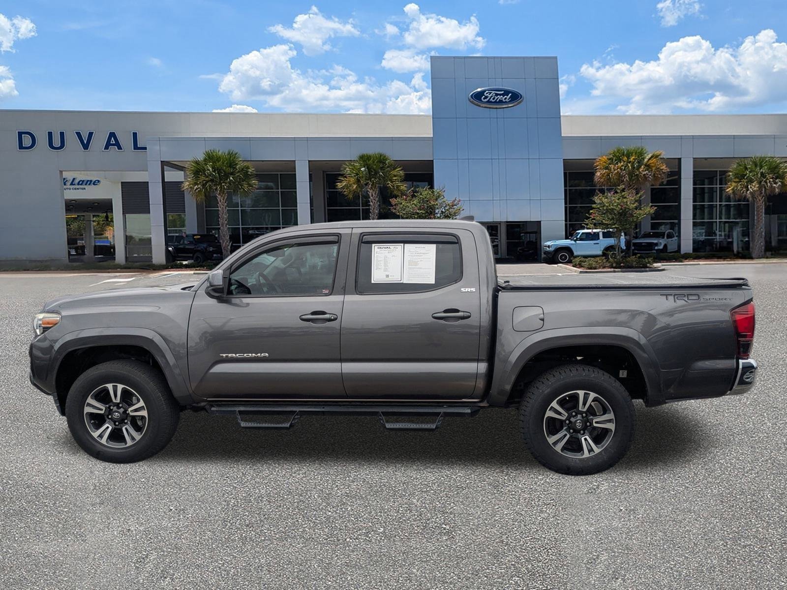 Used 2019 Toyota Tacoma SR5 image 7
