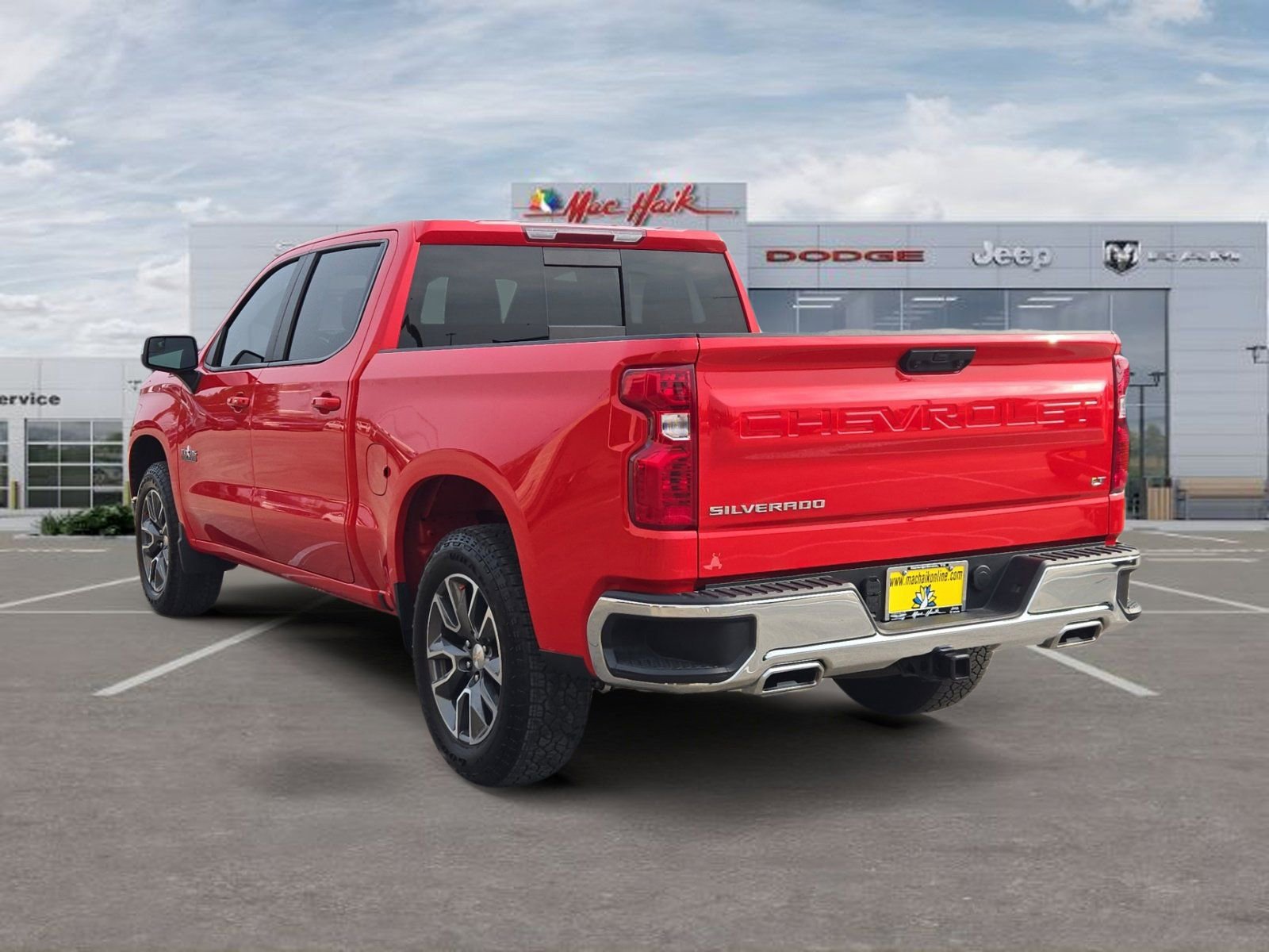 Used 2025 Chevrolet Silverado 1500 LT w/ Texas Edition Plus AWD/4WD image 3