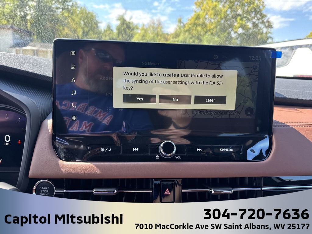 New 2025 Mitsubishi Outlander SEL image 23