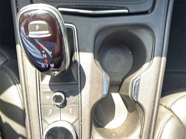 Used 2022 Cadillac XT4 Premium Luxury w/ Enhanced Visibility Package image 25