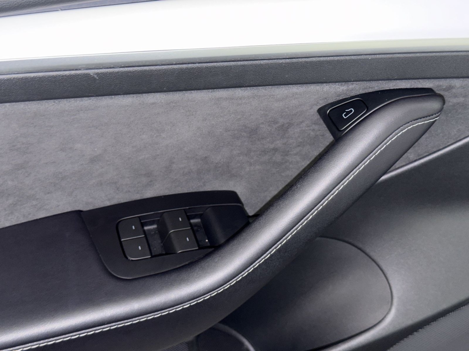 Used 2023 Tesla Model 3 Standard Range RWD image 15