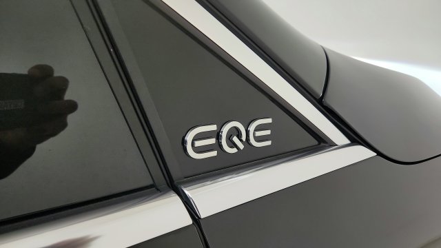 Used 2025 Mercedes-Benz EQE 350+ 4MATIC SUV w/ AMG Line Exterior Package image 85