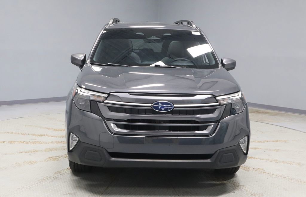 Used 2025 Subaru Forester Premium w/ Convenience Package #1 AWD/4WD image 8