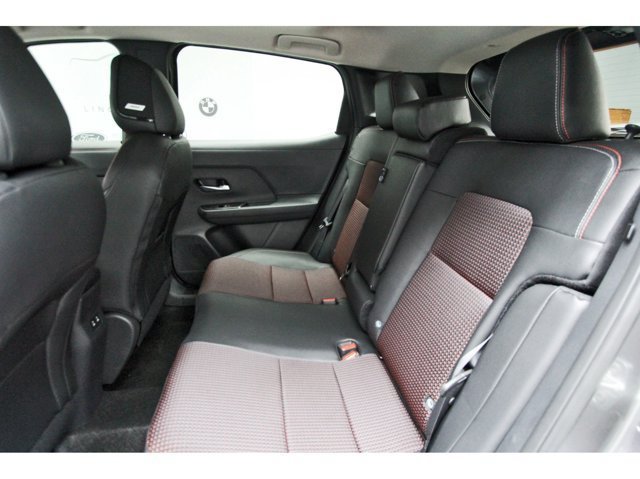 New 2027 Nissan Kicks SR w/ SR Premium Package FWD image 11