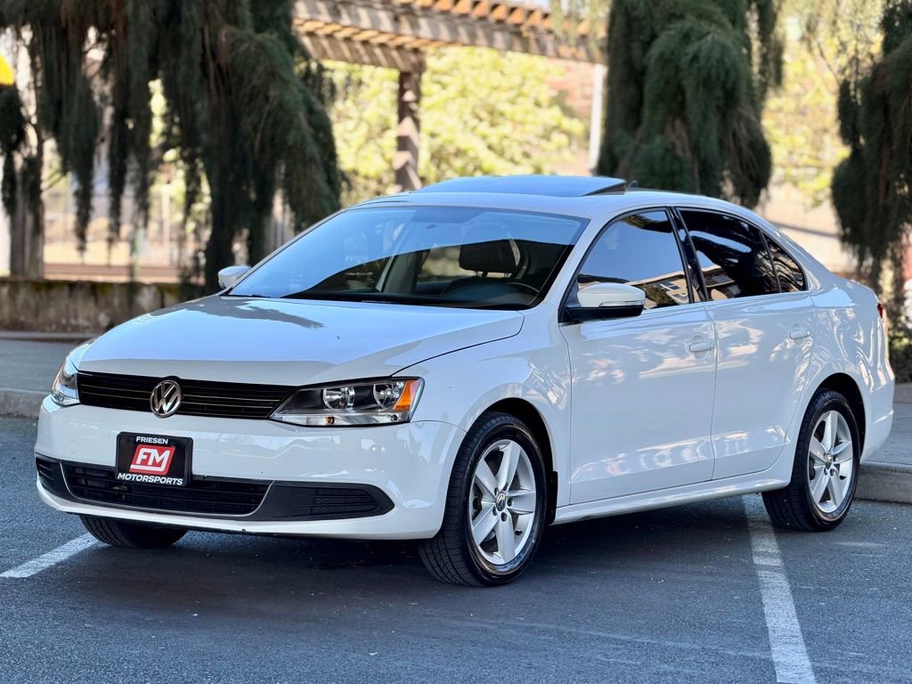 Used 2013 Volkswagen Jetta TDI image 11