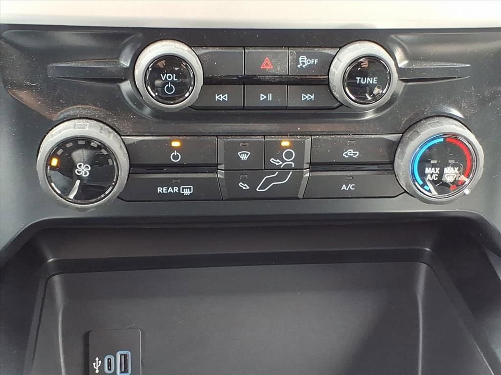 Used 2025 Ford F350 XLT AWD/4WD image 16