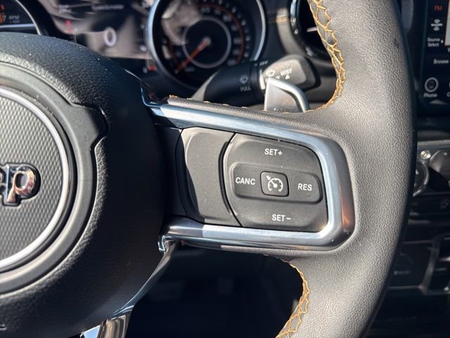 Used 2023 Jeep Gladiator Overland image 16