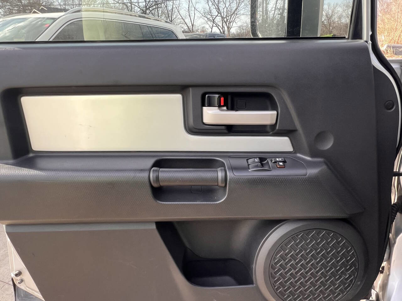 Used 2007 Toyota FJ Cruiser 4WD image 16