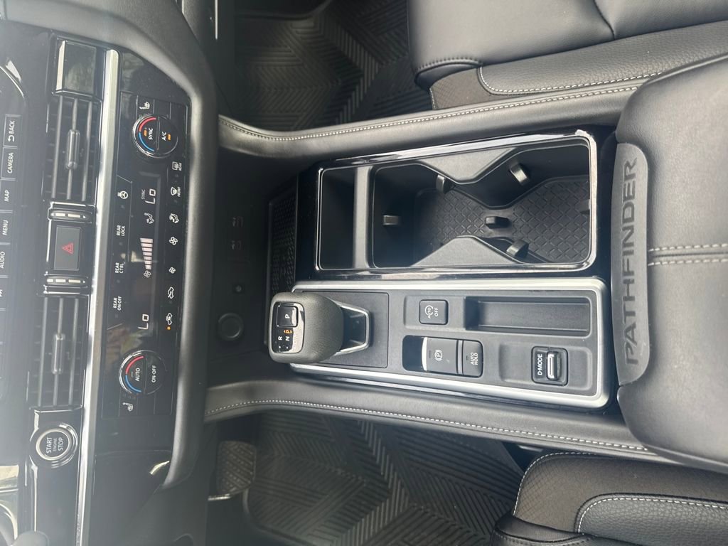Certified 2024 Nissan Pathfinder SL image 27