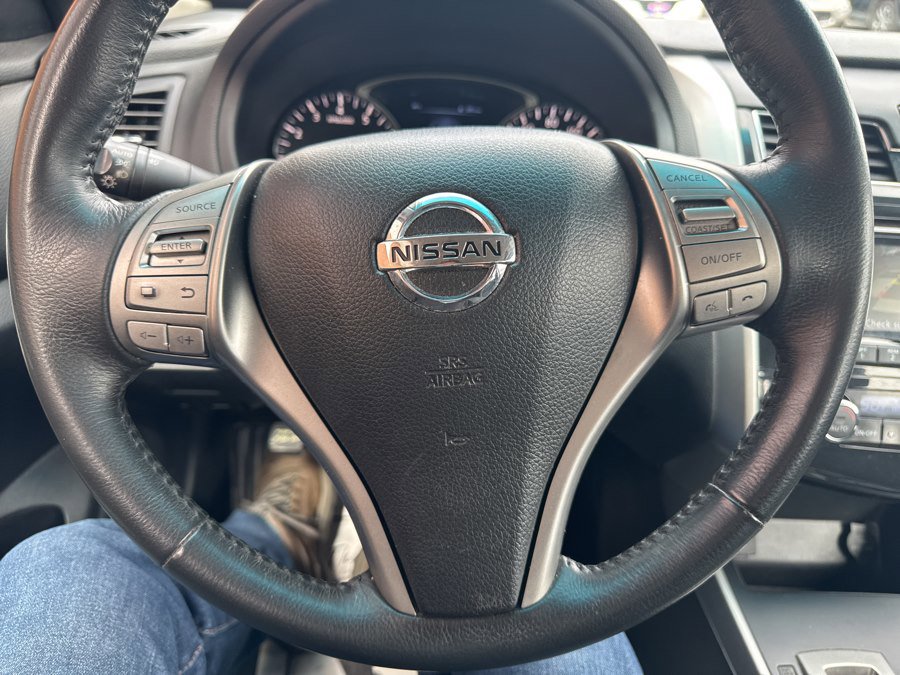 Used 2015 Nissan Altima 2.5 SV w/ Convenience Package FWD image 27