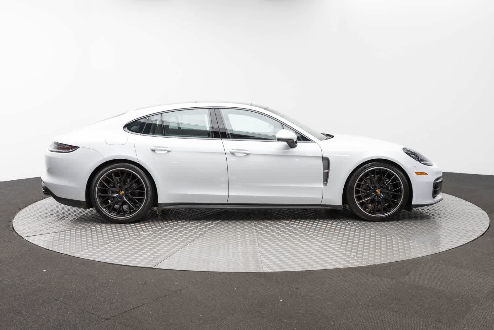 Used 2023 Porsche Panamera 4 Platinum Edition w/ Assistance Package AWD/4WD image 64