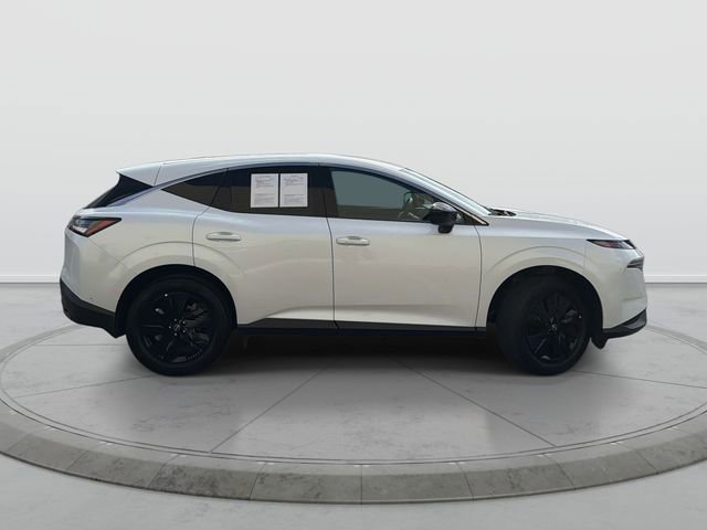Certified 2025 Nissan Murano SV image 3