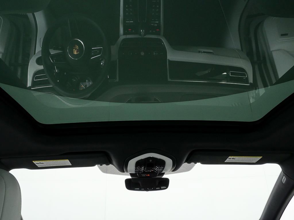 New 2026 Porsche Macan S AWD/4WD image 21