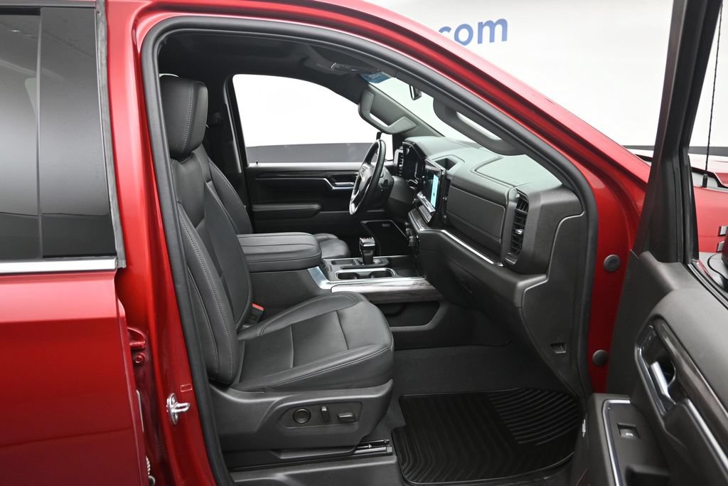 Used 2023 Chevrolet Silverado 1500 LTZ AWD/4WD image 9