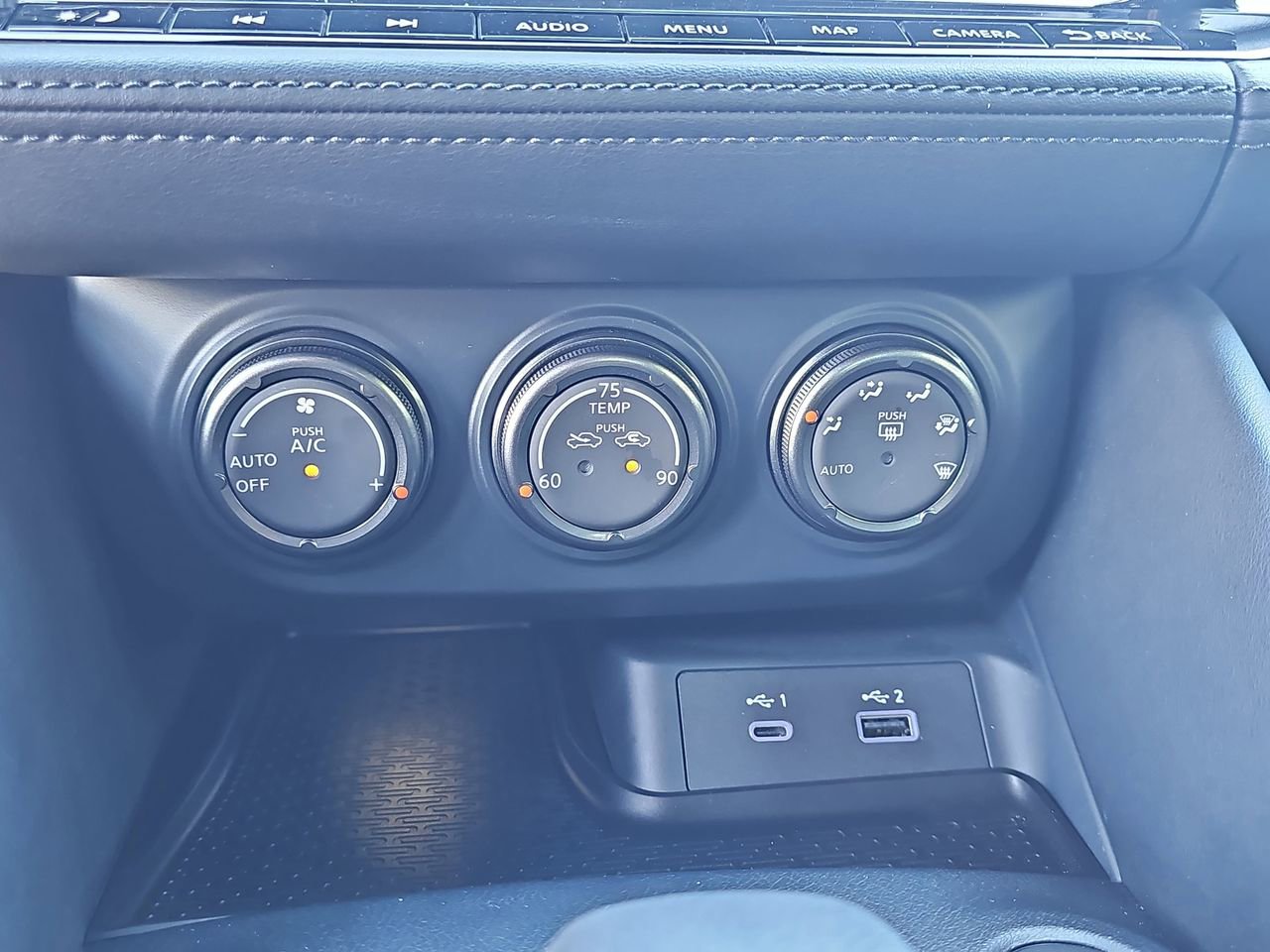 Used 2024 Nissan Z Performance w/ Floor Mat Package RWD image 18