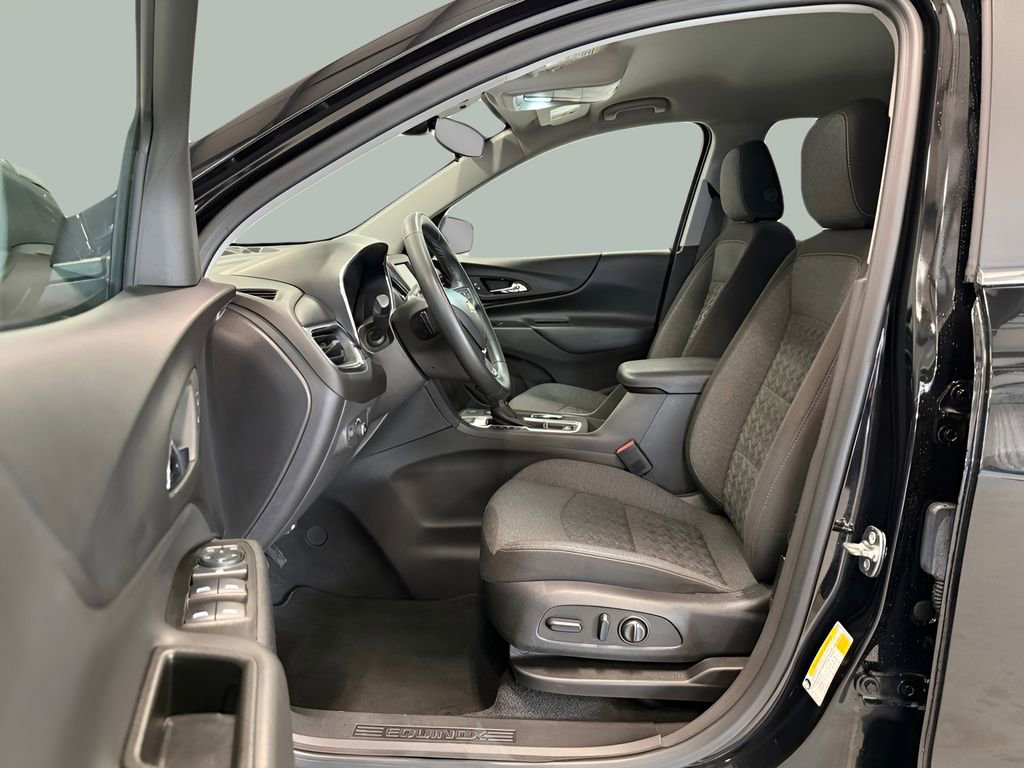 Used 2024 Chevrolet Equinox LT image 30