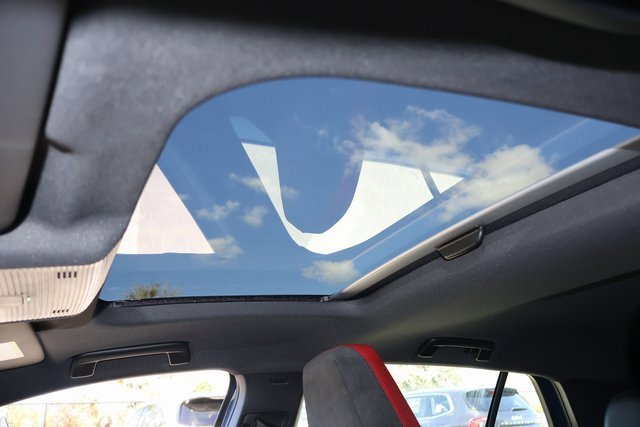 New 2026 Volkswagen GTI SE image 18