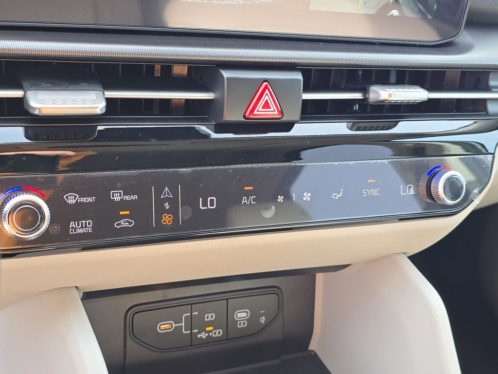 New 2026 Kia Sportage SX image 29