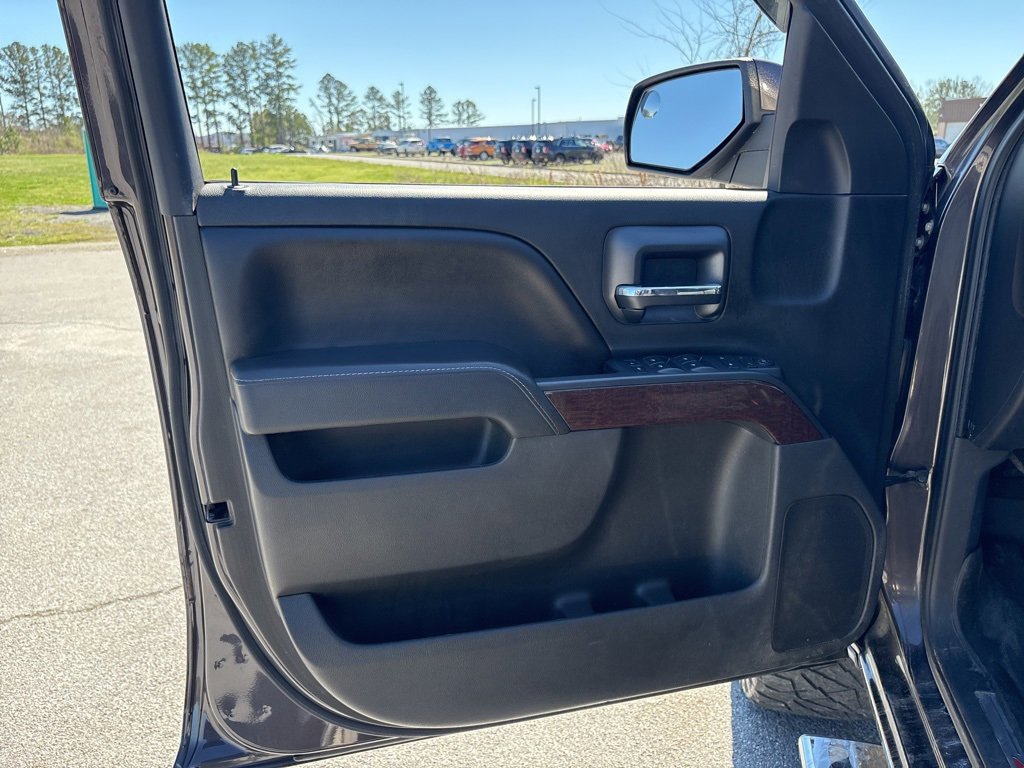 Used 2016 Chevrolet Silverado 1500 LT w/ All Star Edition image 25