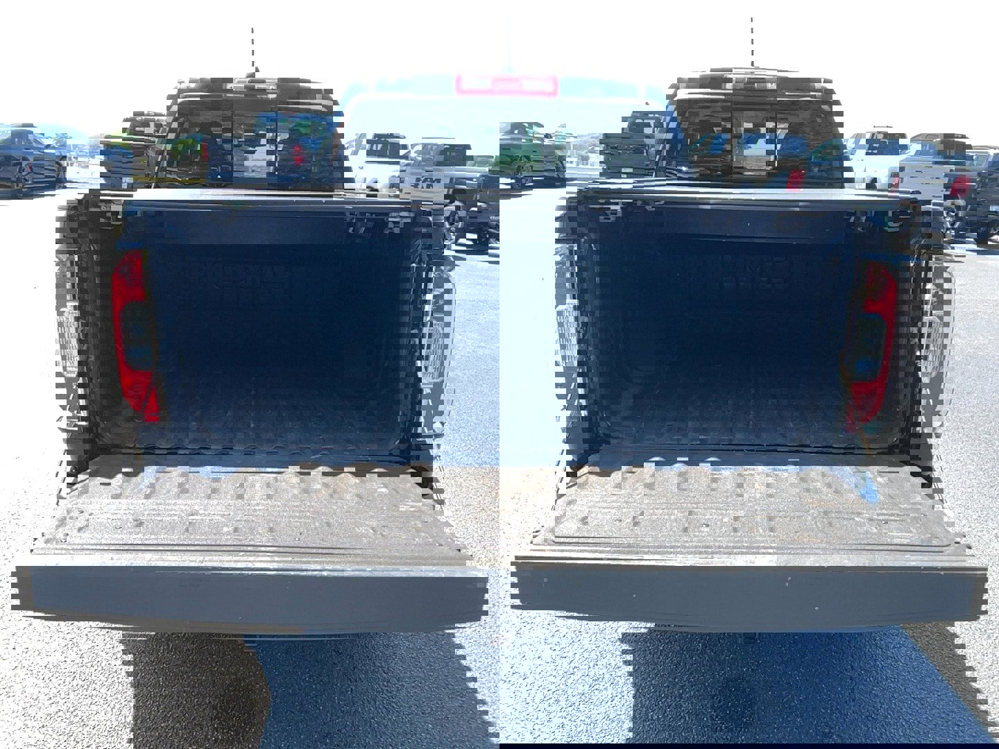 Used 2016 GMC Canyon SLT w/ Driver Alert Package image 27