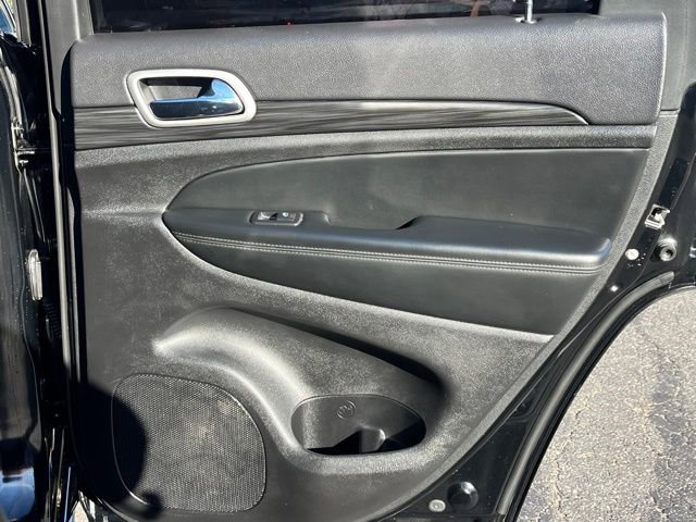 Used 2022 Jeep Grand Cherokee Laredo X image 22