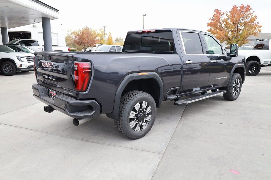 New 2026 GMC Sierra 3500 Denali w/ Technology Package AWD/4WD image 6