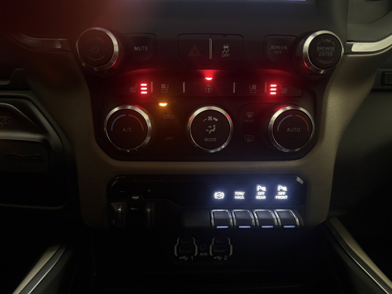 Used 2022 RAM 3500 Laramie image 20