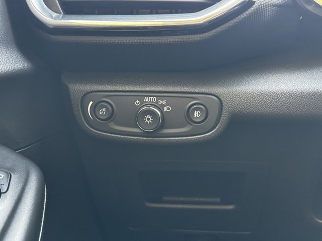 Certified 2021 Chevrolet TrailBlazer LT w/ Convenience Package image 28