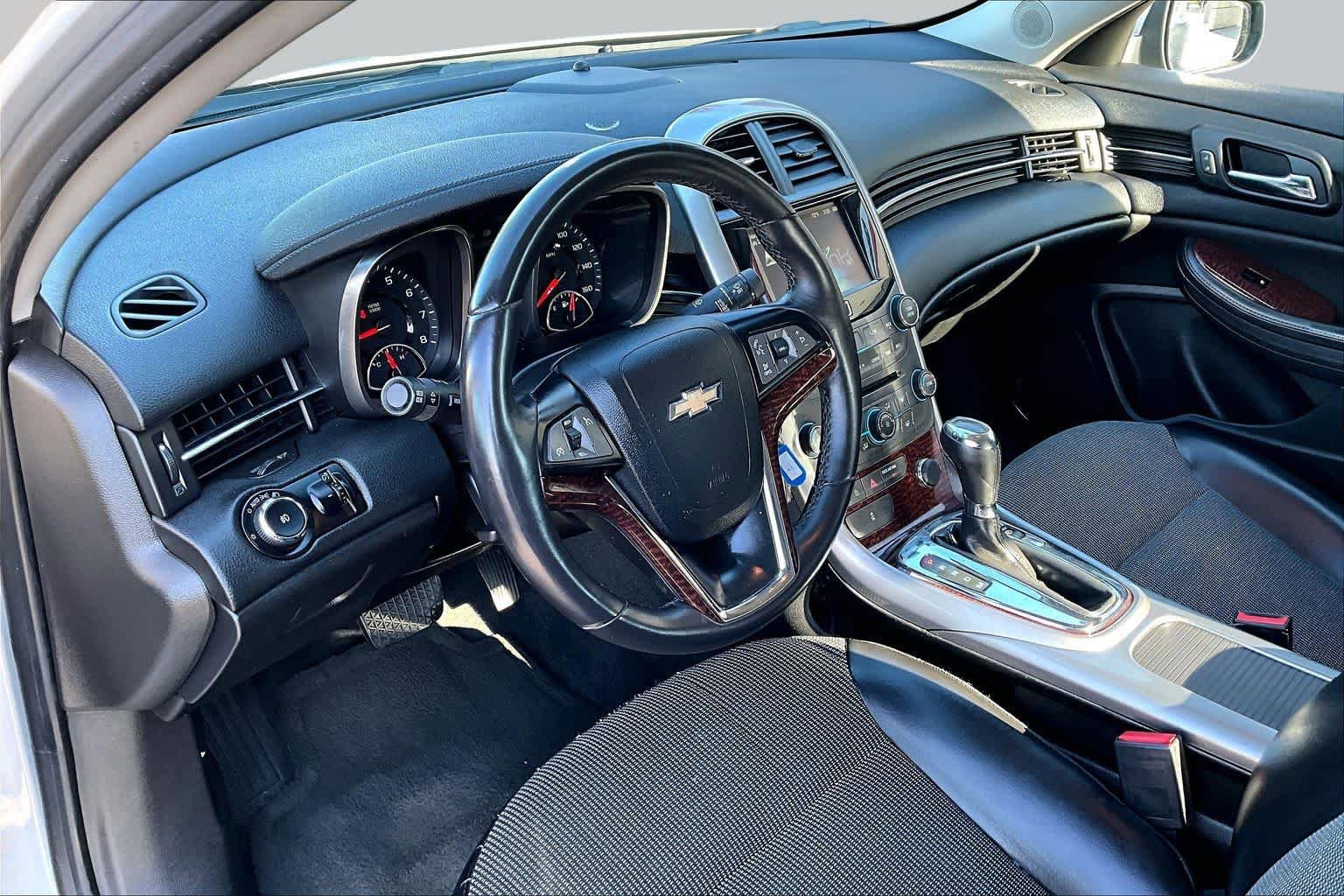 Used 2013 Chevrolet Malibu LT FWD image 18