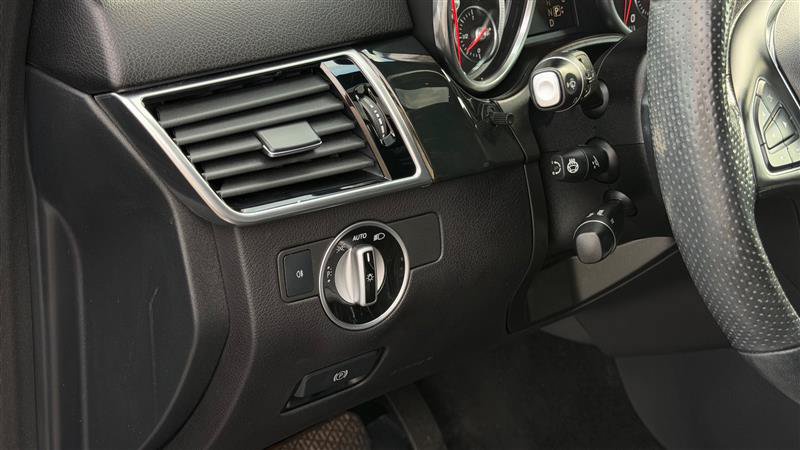 Used 2017 Mercedes-Benz GLE 350 4MATIC image 23