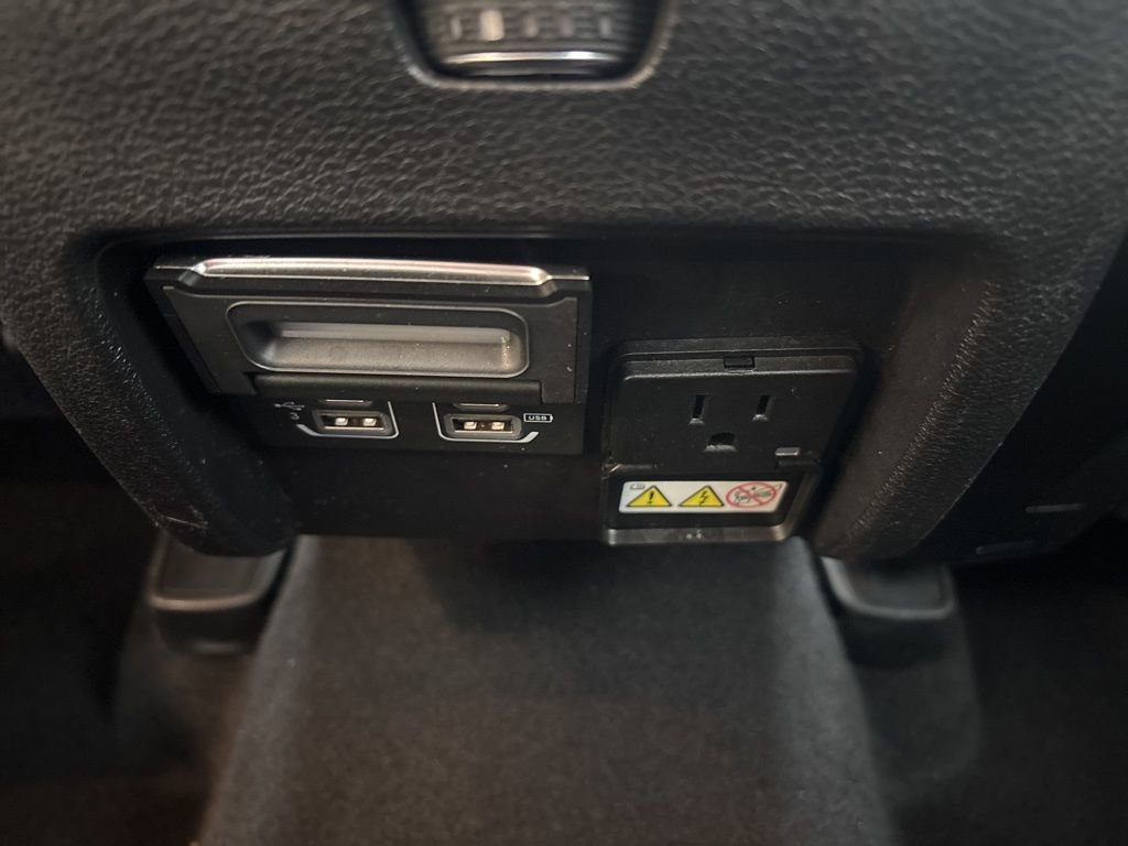 Used 2020 Jeep Cherokee Trailhawk w/ Cold Weather Group image 35