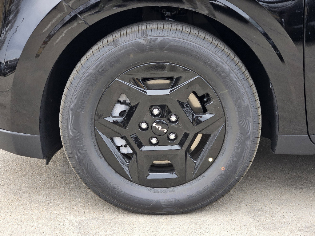 New 2026 Kia Carnival LXS image 8