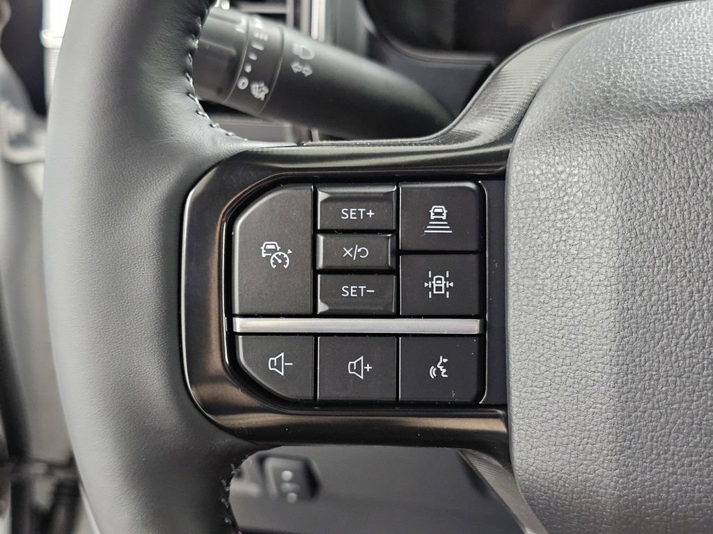 New 2026 Ford F350 Platinum w/ FX4 Off-Road Package AWD/4WD image 44
